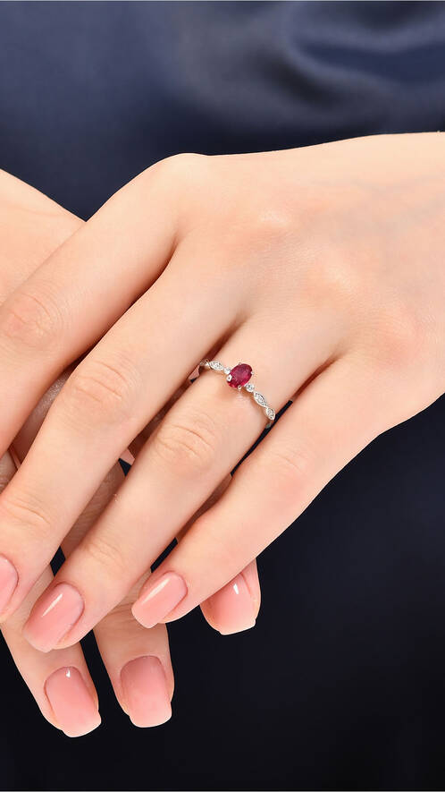 0.08 Karat Pırlanta Yakut Yüzük - 2