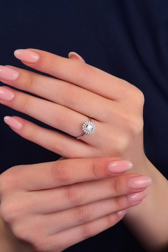 0.08 Karat Pırlanta Yüzük - 2