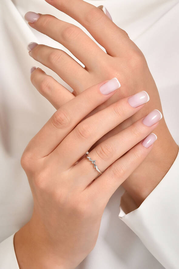 0.09 Karat Pırlanta Baget Tasarım Yüzük - 2