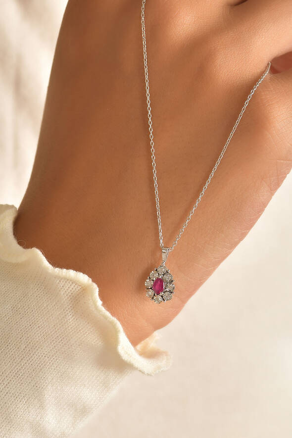 0.10 Karat Pırlanta Yakut Kolye - 2