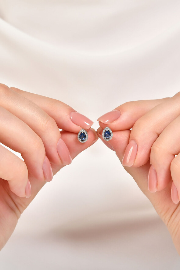 0.14 Karat Pırlanta Damla Safir Küpe - 2