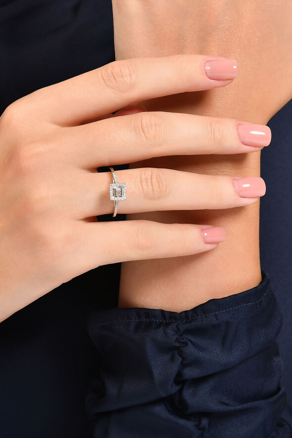 0.19 Karat Pırlanta Baget Yüzük - 2