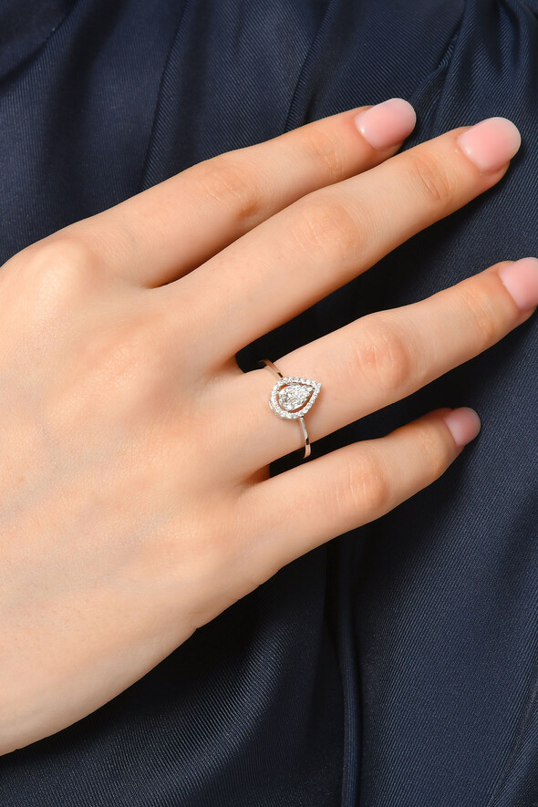 0.20 Karat Pırlanta Damla Modeli Baget Yüzük - 2