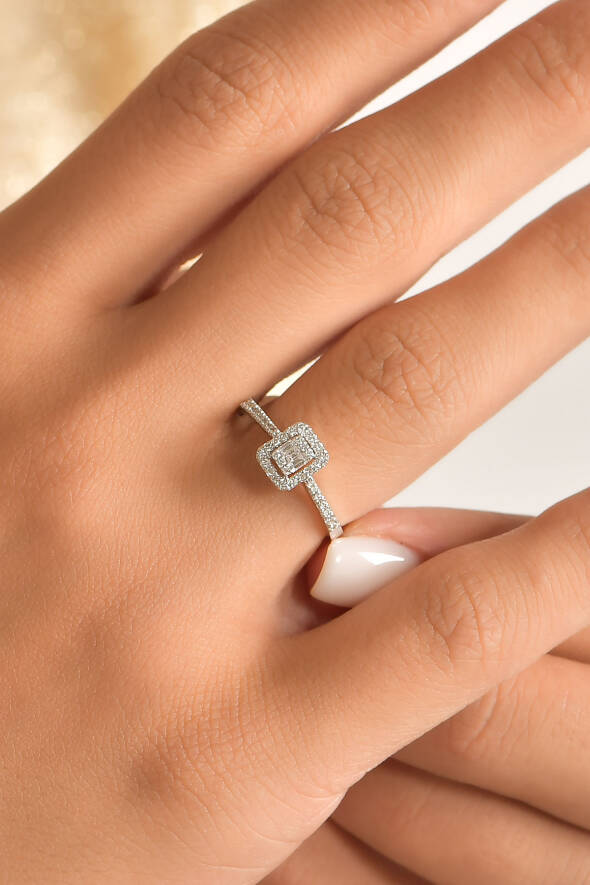 0.24 Karat Pırlanta Baget Yüzük - 2