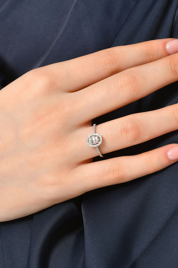 0.39 Karat Pırlanta Baget Oval Model Yüzük - 2