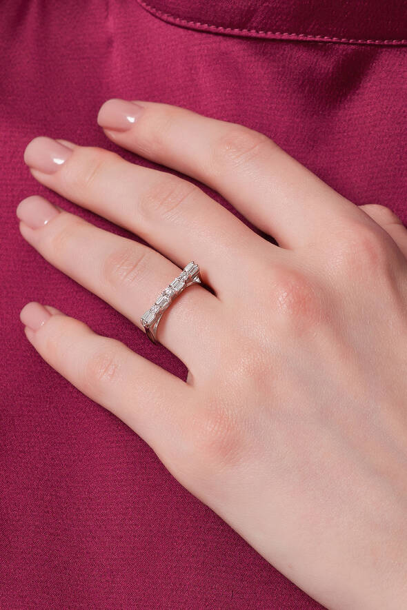 0.37 Karat Pırlanta Baget Yüzük - 2