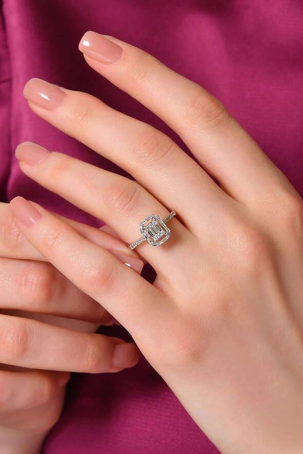 0.39 Karat Pırlanta Baget Yüzük - 2