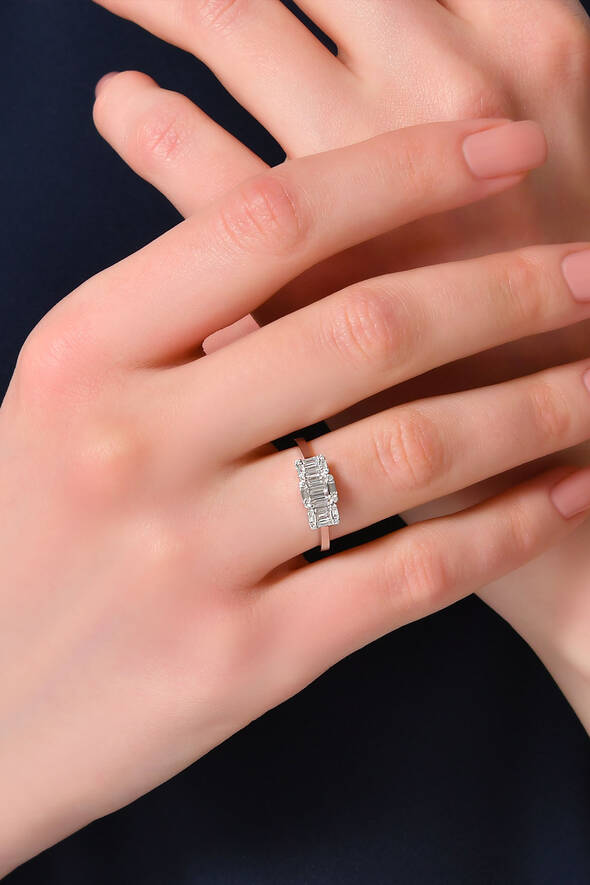 0.41 Karat Pırlanta Baget Yüzük - 2