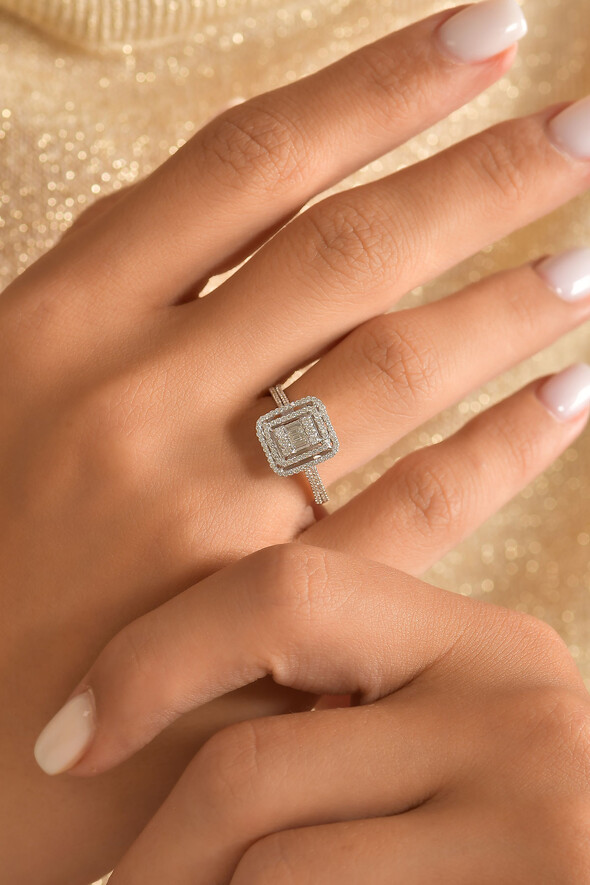 0.54 Karat Pırlanta Baget Yüzük - 2