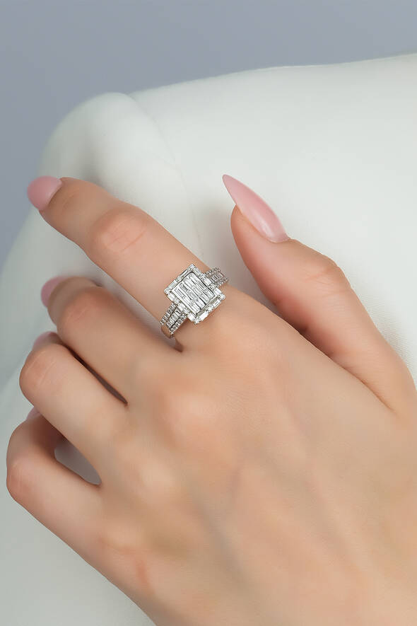 0.82 Karat Pırlanta Baget Yüzük - 2
