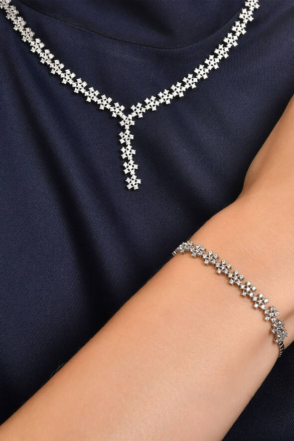 Çiçek Detaylı Altın Set - 2