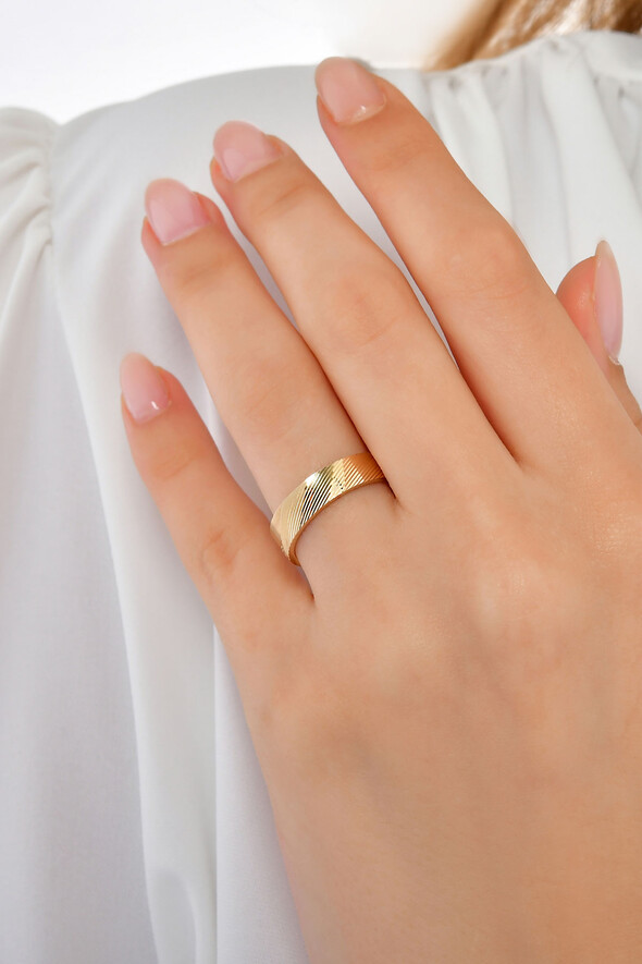 Taş Detaylı Altın Alyans - 2